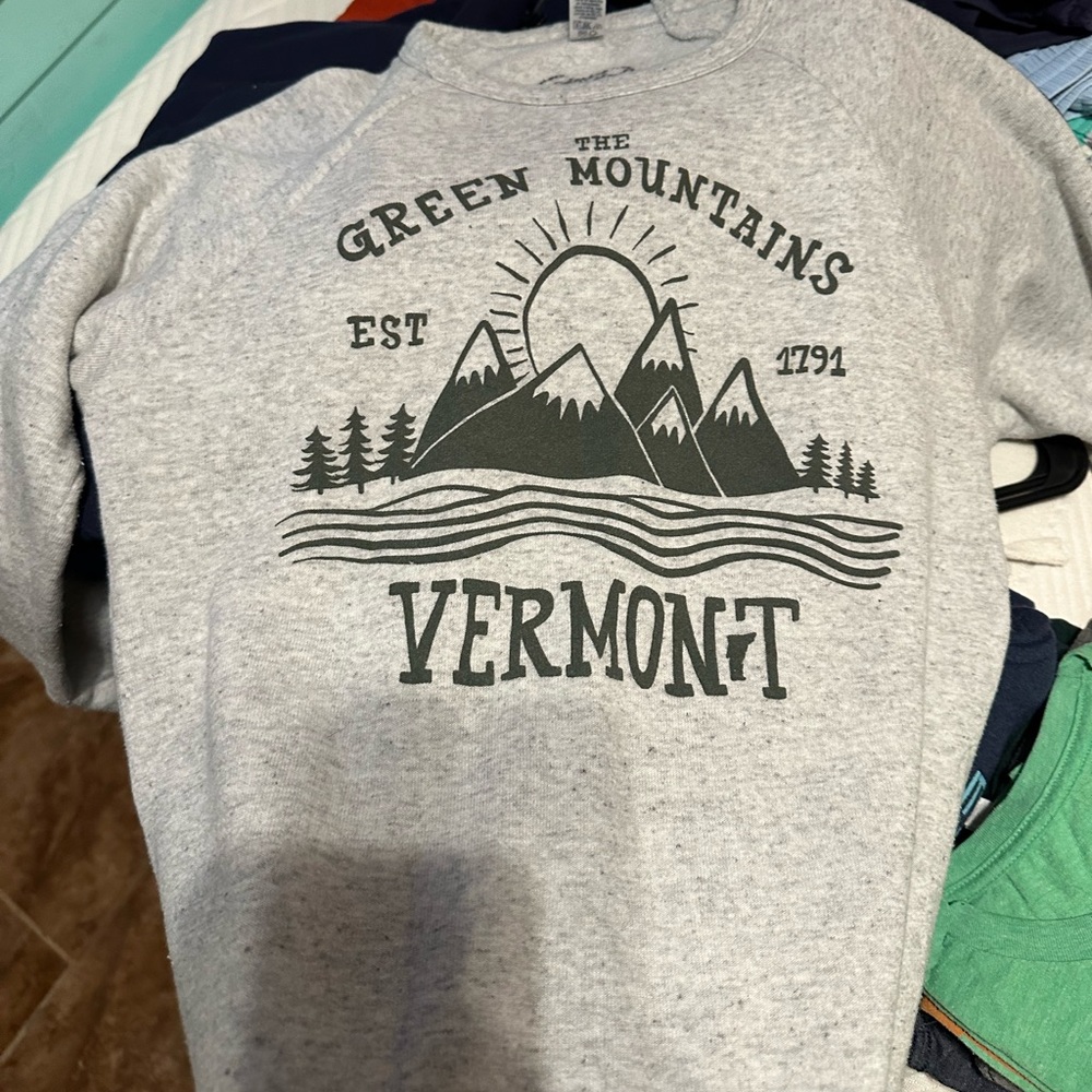 New Dude Vermont Crewneck